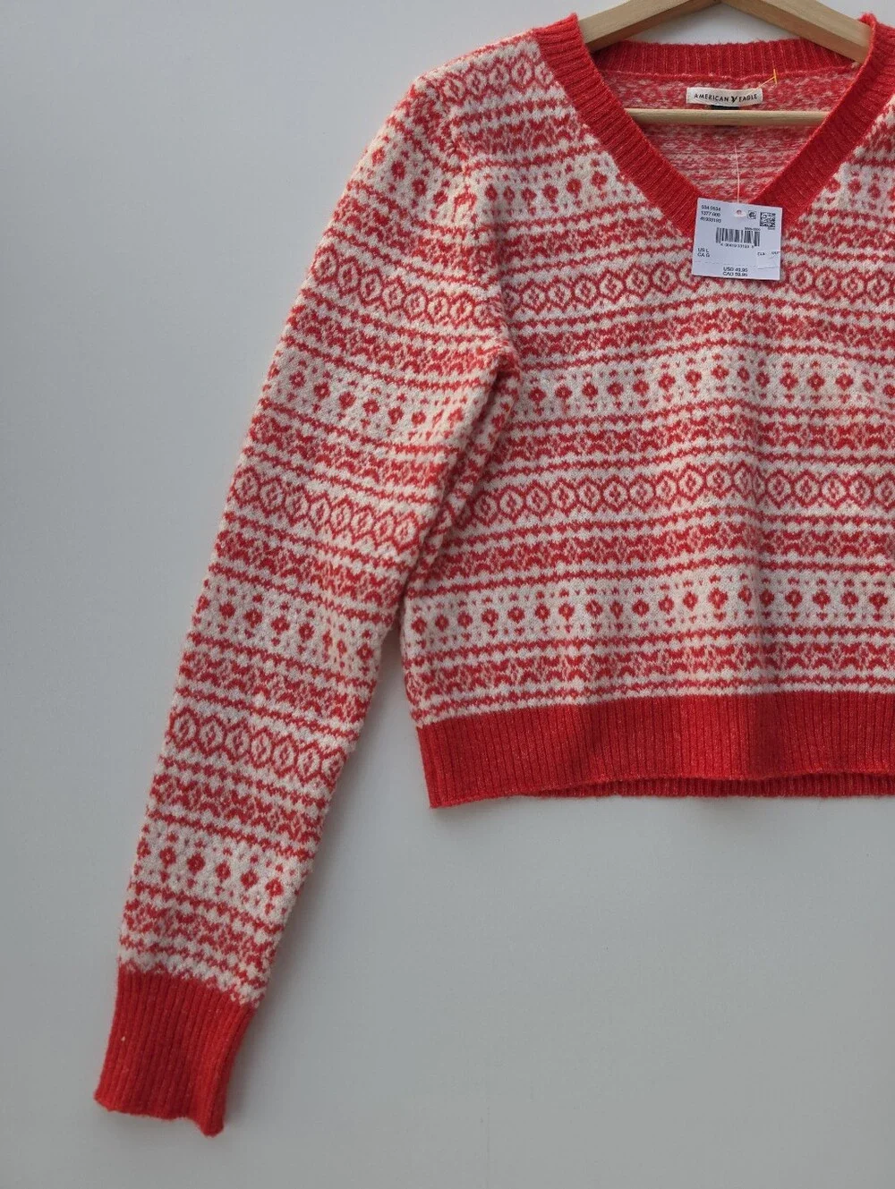 American Eagle NWT Red And White Fair Isle Knit V-neck Sweater